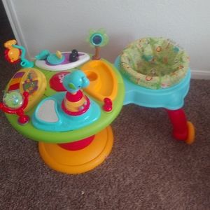 Brite Starts around we go activity center